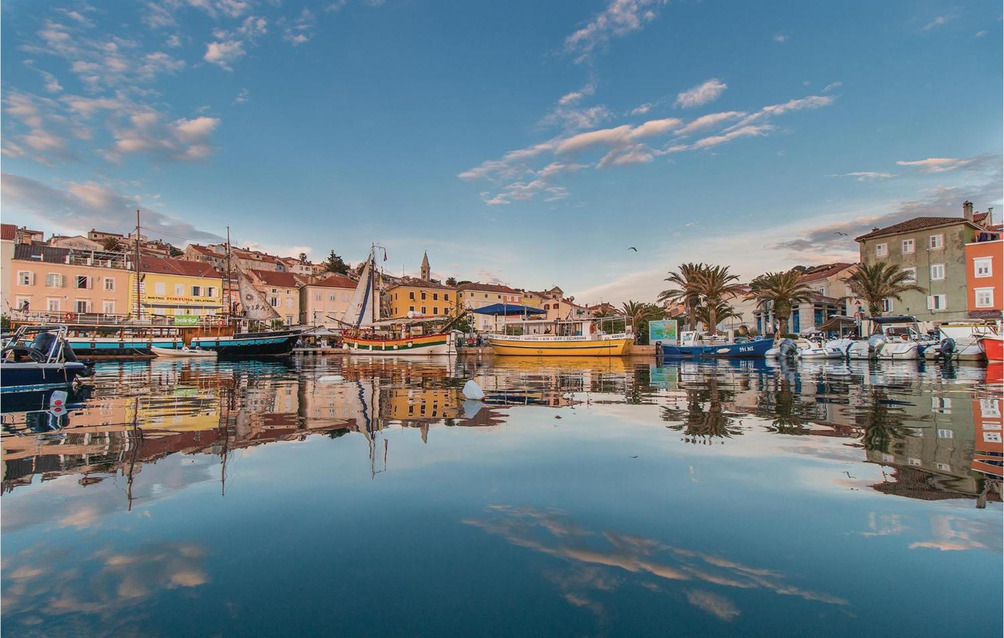 Amazing Apartment In Mali Losinj With Wifi Exteriör bild