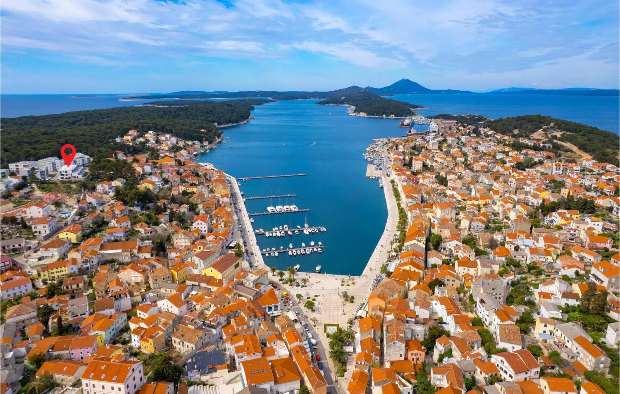 Amazing Apartment In Mali Losinj With Wifi Exteriör bild