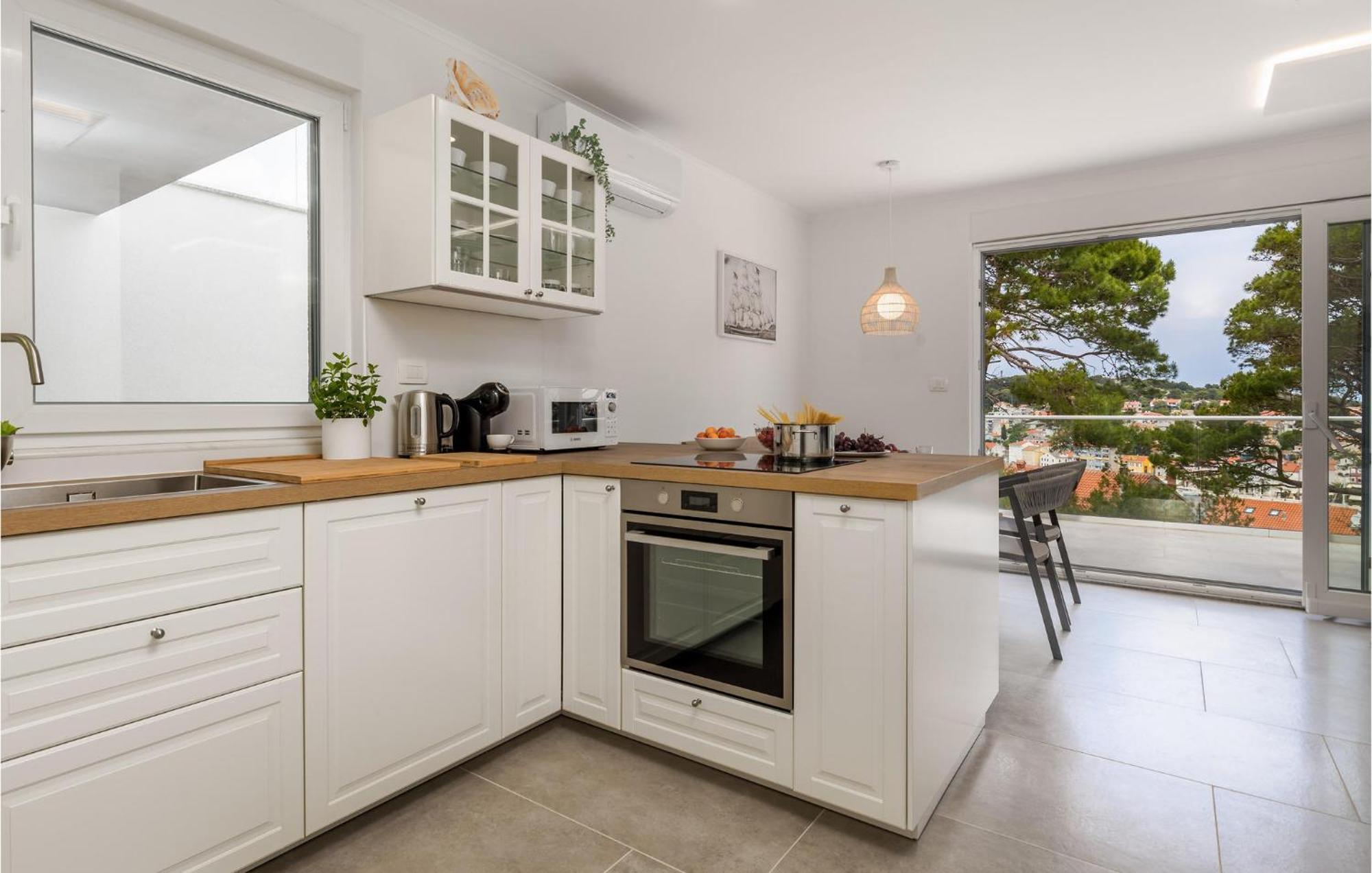 Amazing Apartment In Mali Losinj With Wifi Exteriör bild
