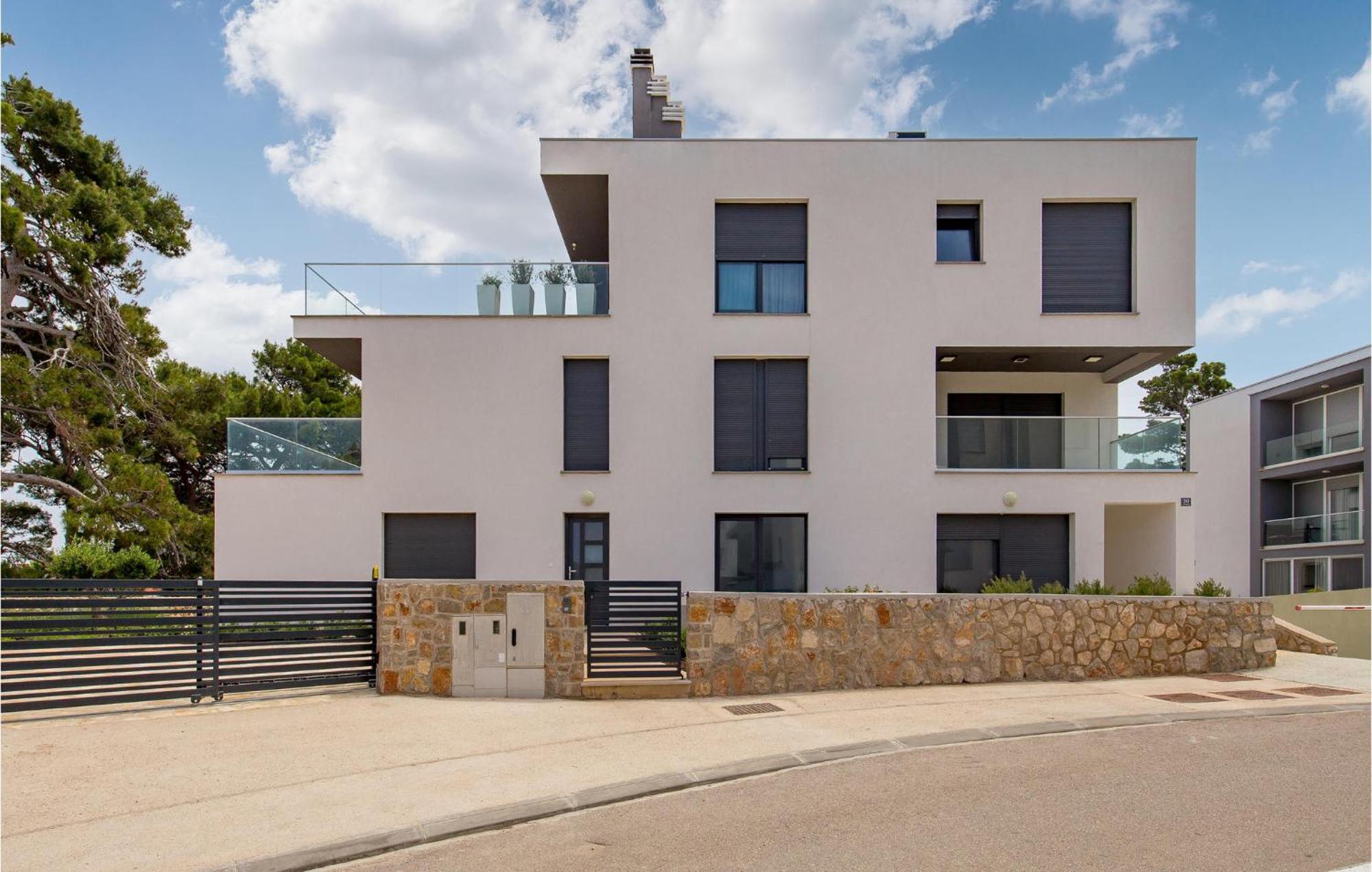 Amazing Apartment In Mali Losinj With Wifi Exteriör bild