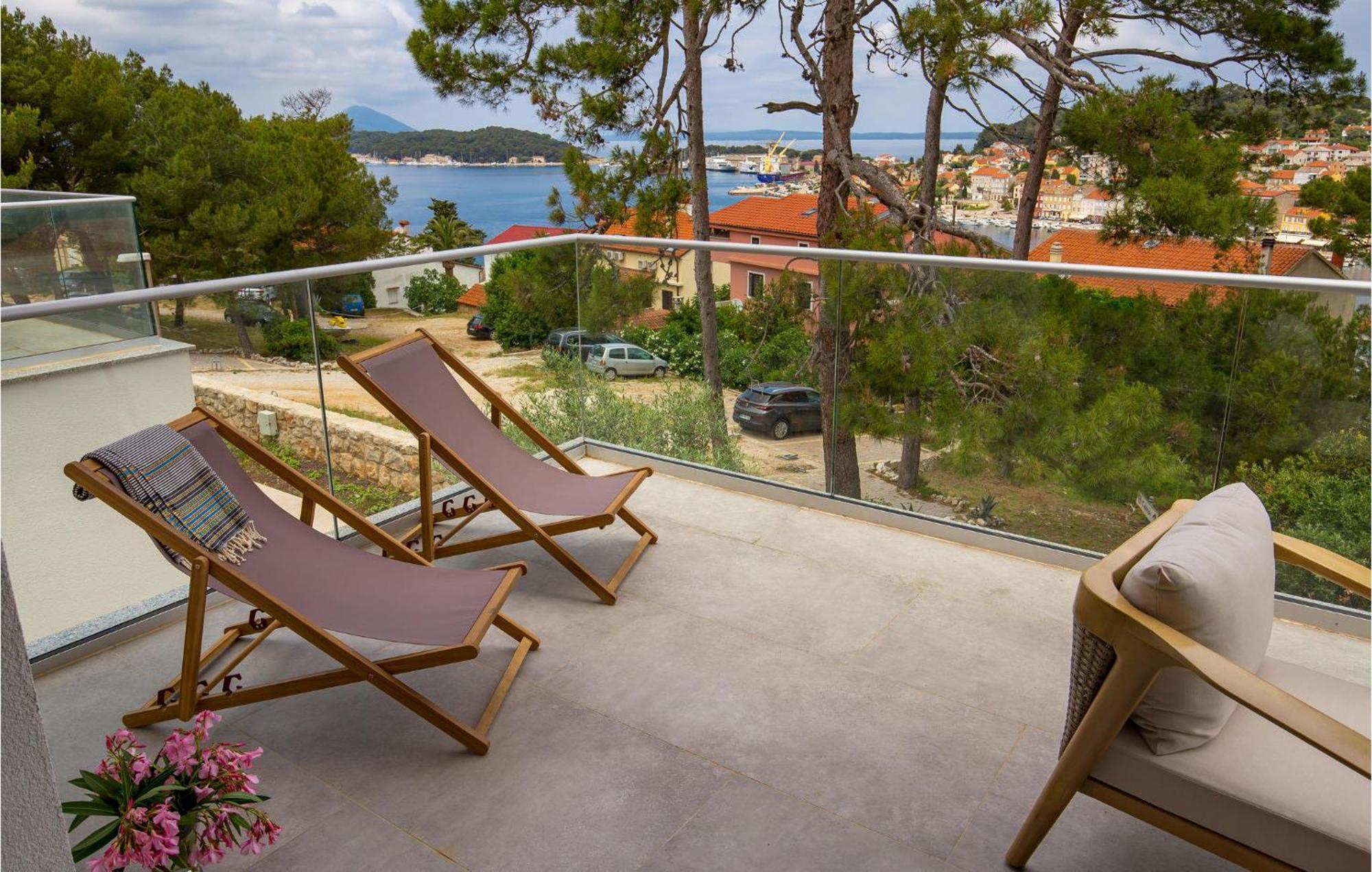 Amazing Apartment In Mali Losinj With Wifi Exteriör bild